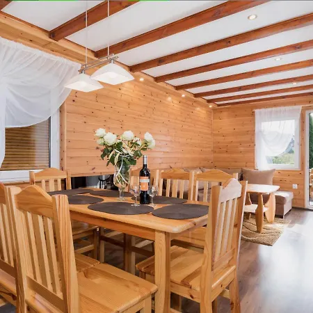 Comfortable With Swimming Pools, Holiday home *