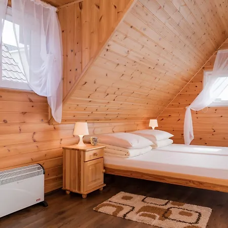 Comfortable With Swimming Pools, Holiday home Rewal