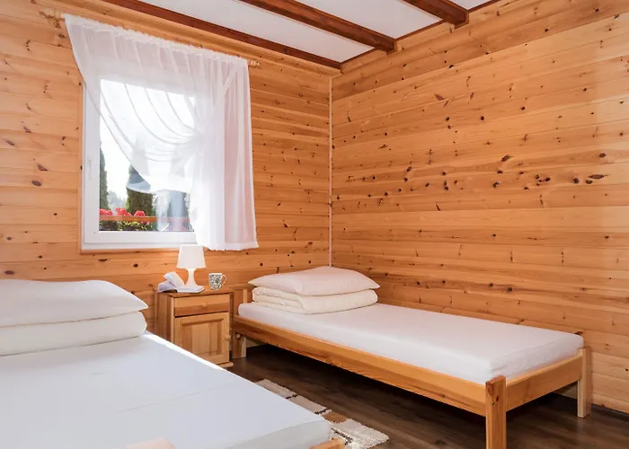 Comfortable With Swimming Pools, Сasa de vacaciones *