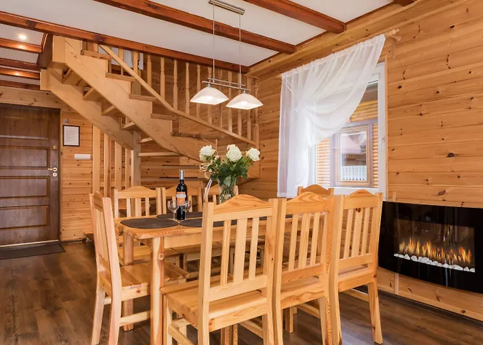 Comfortable With Swimming Pools, Сasa de vacaciones *